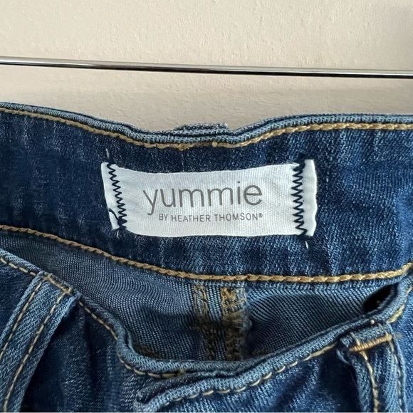 Yummie Jeans | Blue Ripped Jeans - Picture 4 of 7